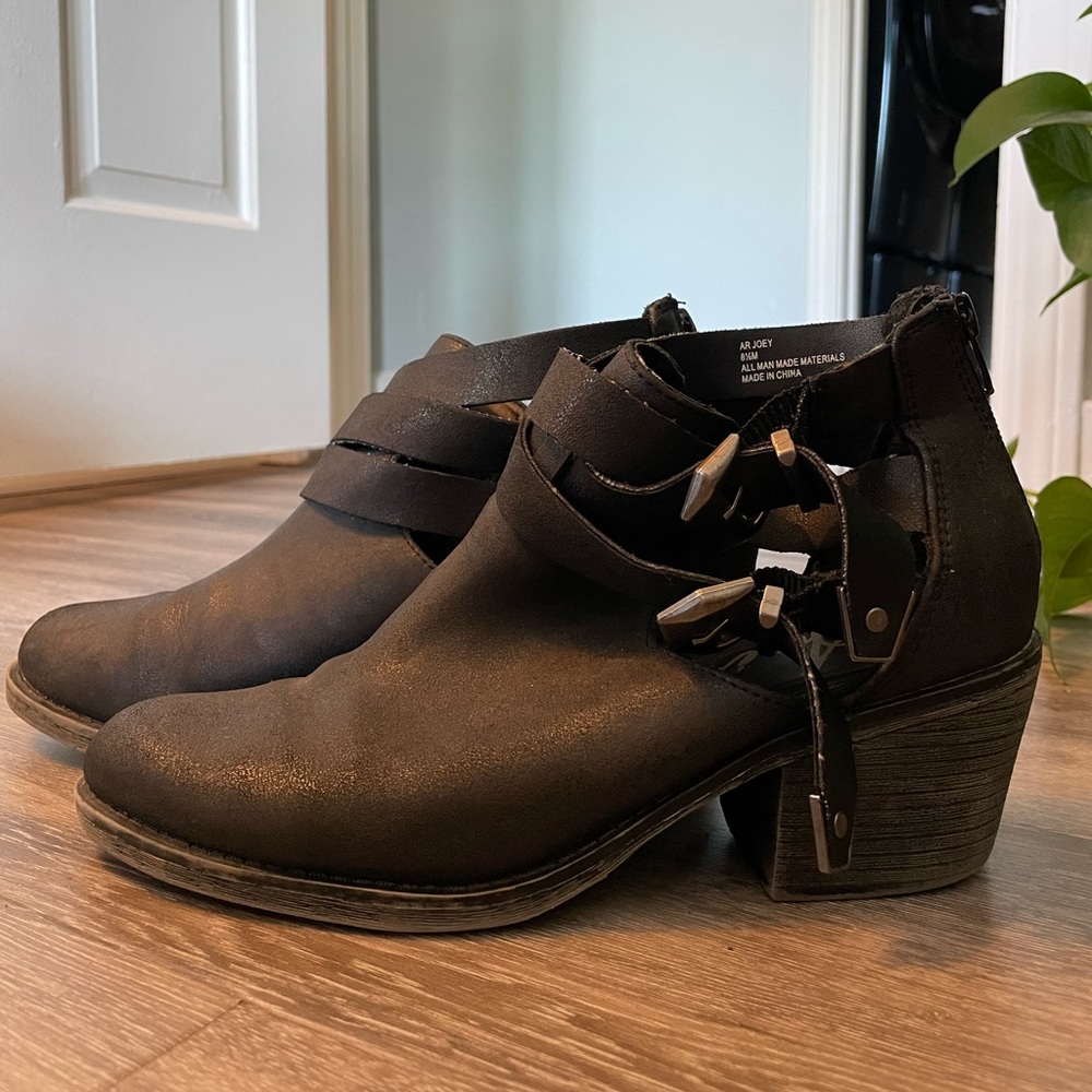 Black Booties